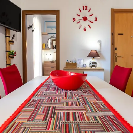 Riviera House Apartment *